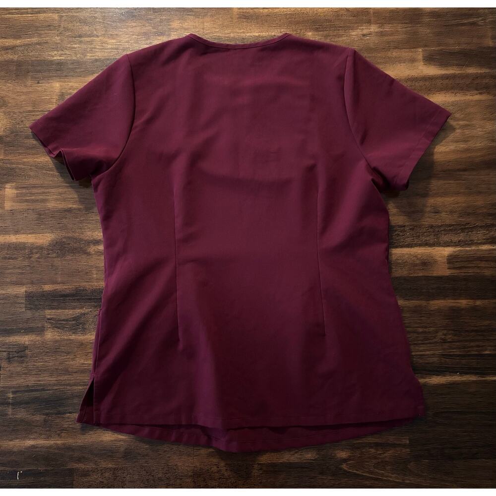 Mandala Women’s Medium Scrub Top Notch Neck Medical Nursing Pockets Wine - Picture 2 of 7